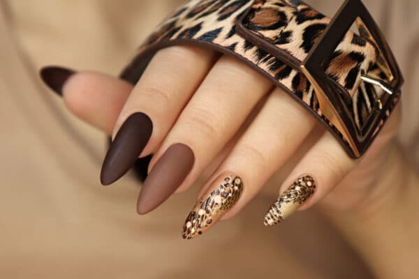 Fine beauty details at 5280 Beauty Bar